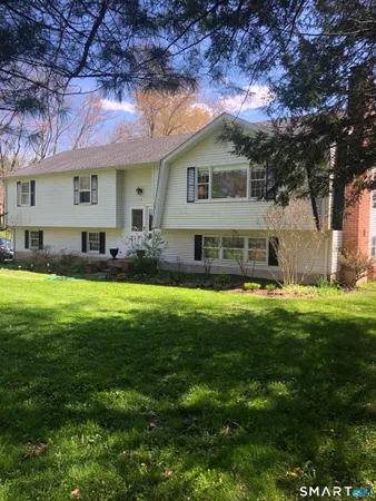 $495,000 | 3 Short Lane, Simsbury, CT 06070