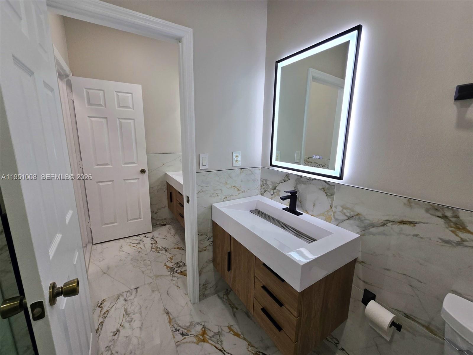 15281 Southwest 26th Terrace Miami, FL 33185 - Photo 32 of 40