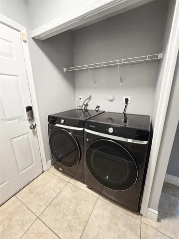 $914,999 | 15281 Southwest 26th Terrace, Miami, FL 33185