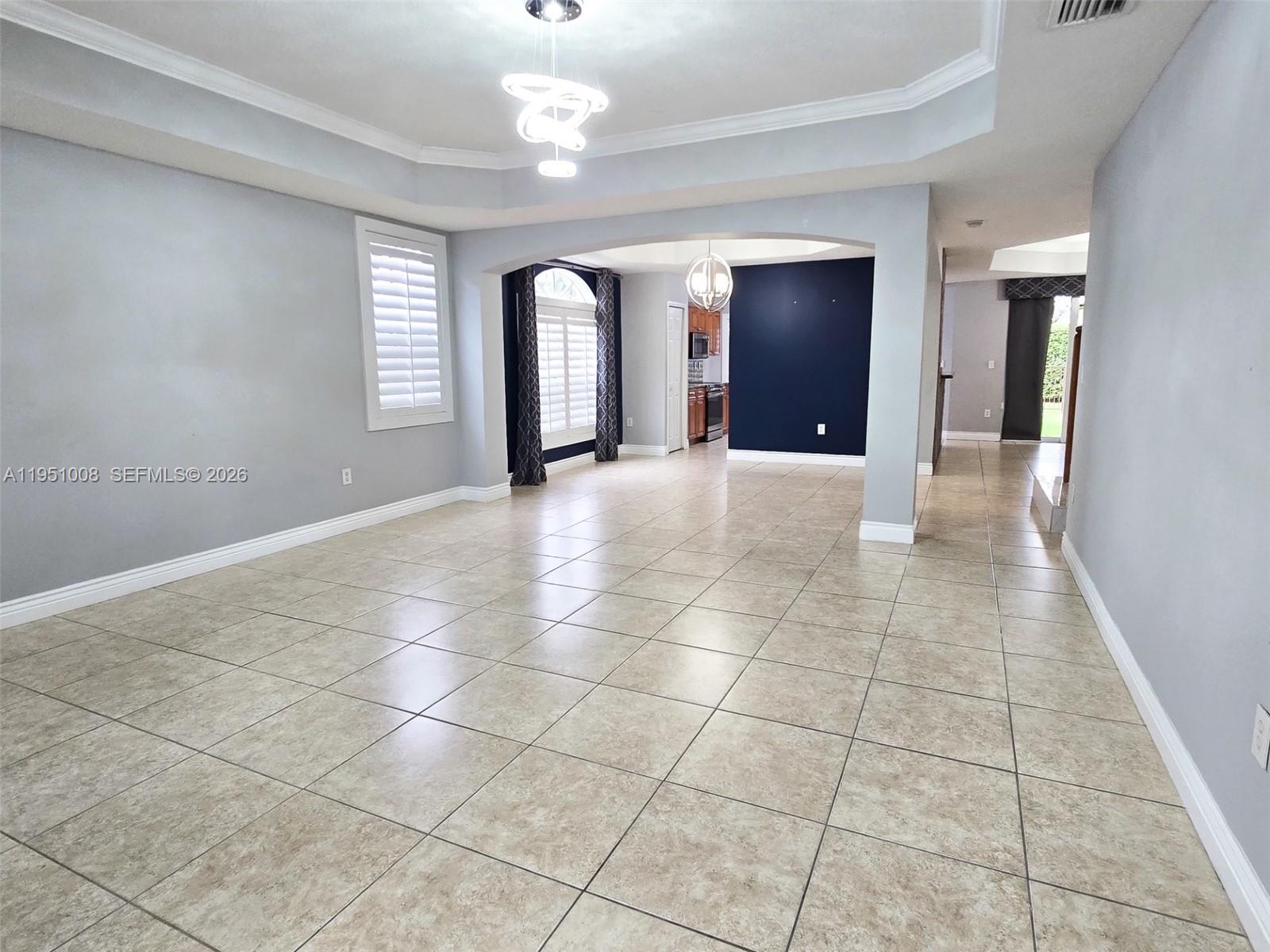 15281 Southwest 26th Terrace Miami, FL 33185 - Photo 5 of 40