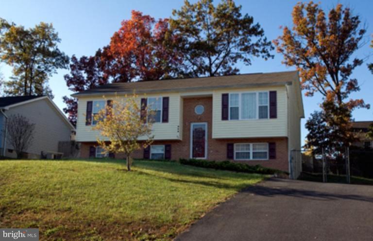 208 Woodrow Road Winchester, VA 22602 - Photo 1 of 10 Exterior (Main)