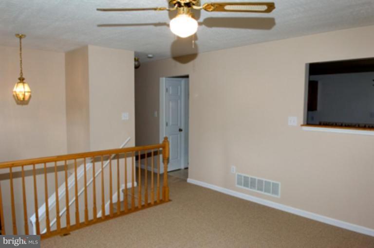 208 Woodrow Road Winchester, VA 22602 - Photo 3 of 10 Living Room #2