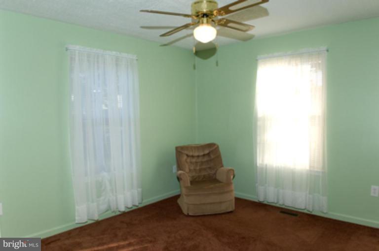208 Woodrow Road Winchester, VA 22602 - Photo 6 of 10 Bedroom #1
