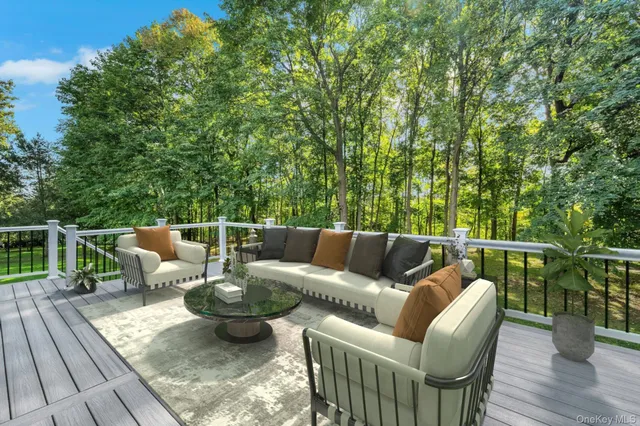 $1,250,000 | 31 Old Deer Park Road, Katonah, NY 10536