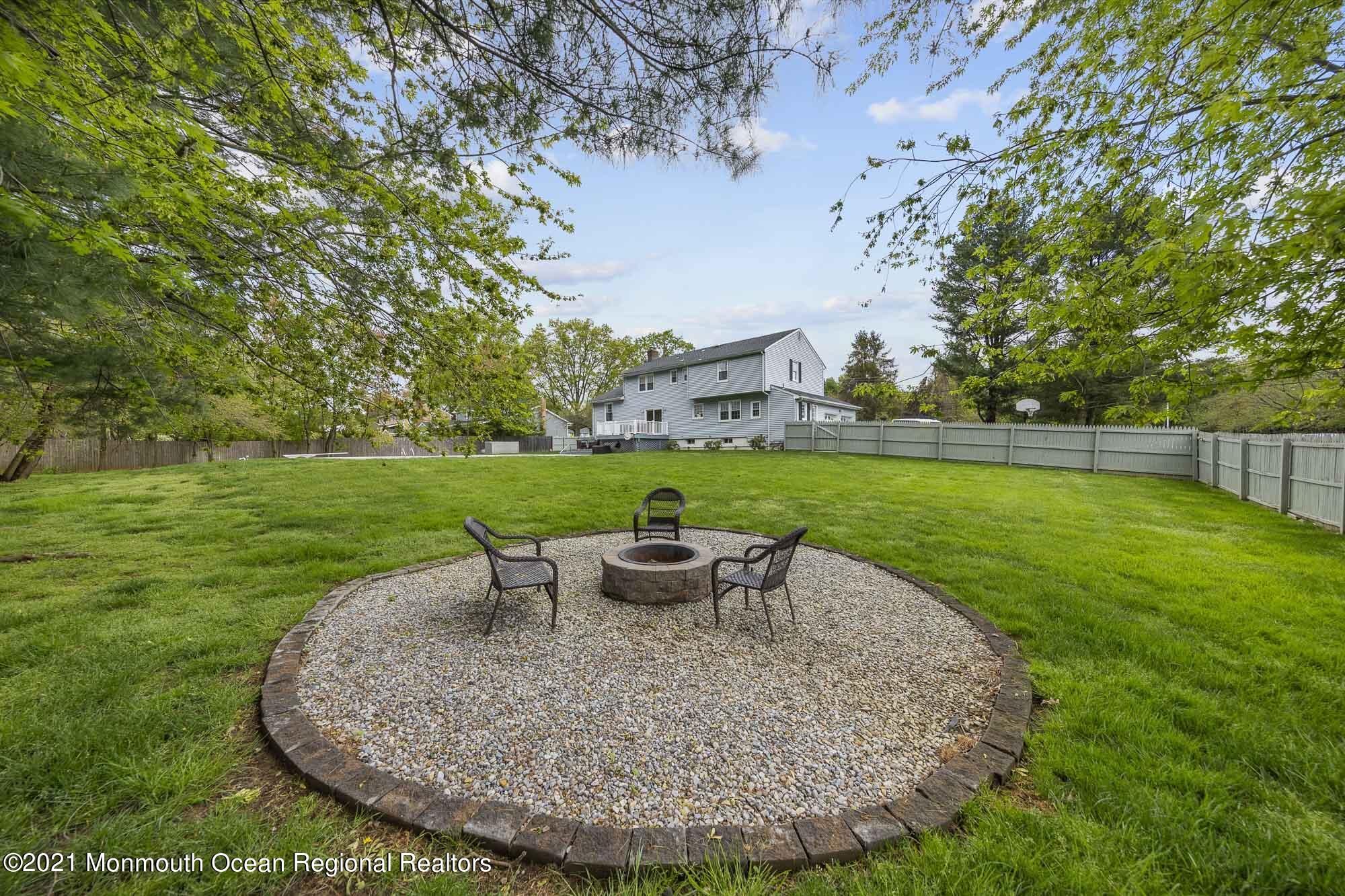 771 Middletown-Lincroft Road, Unit R Middletown, NJ 07748 - Photo 10 of 50 10