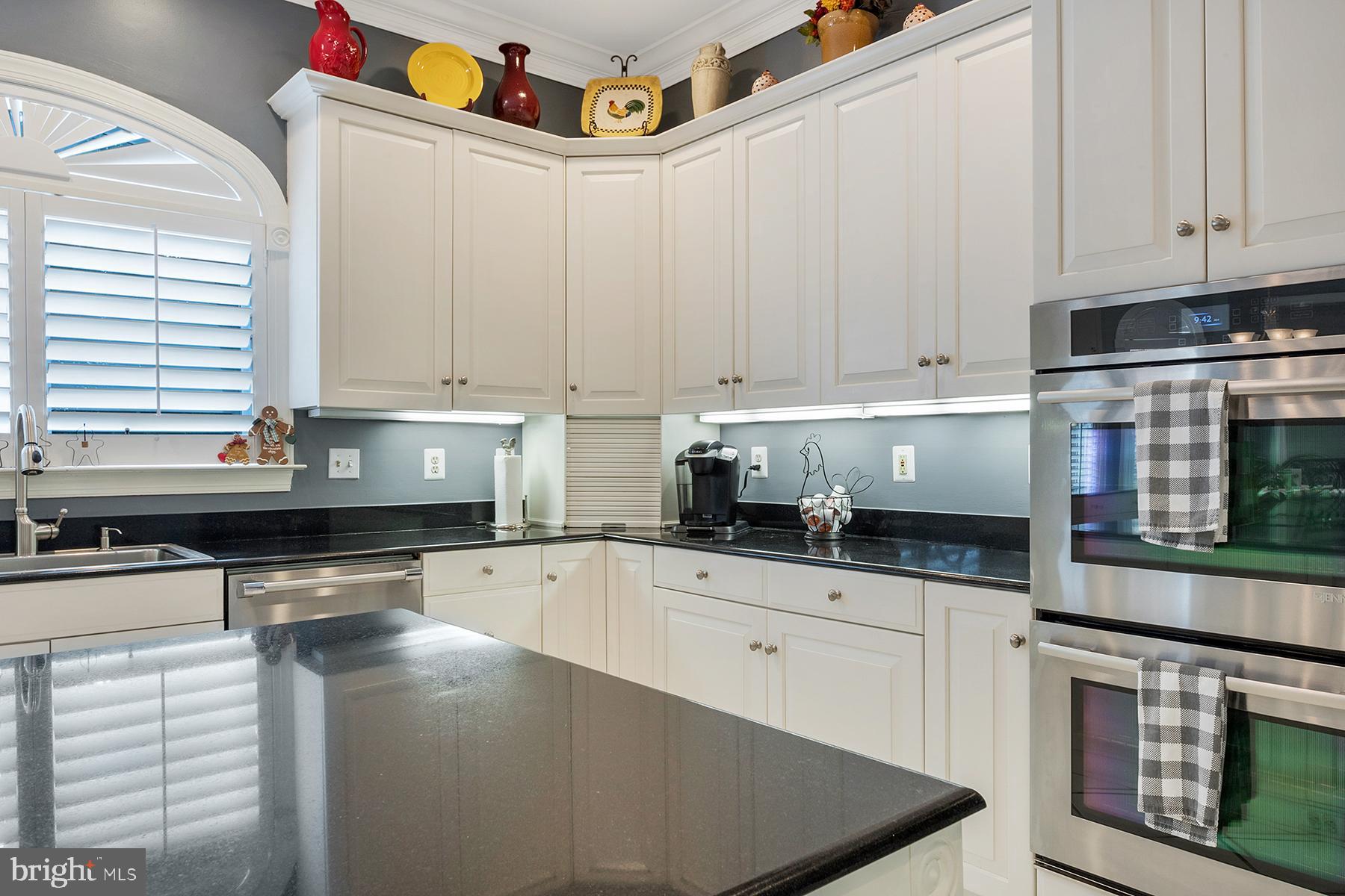 3057 Rundelac Road Annapolis, MD 21403 - Photo 25 of 61 Kitchen features Jenn-air double wall ovens