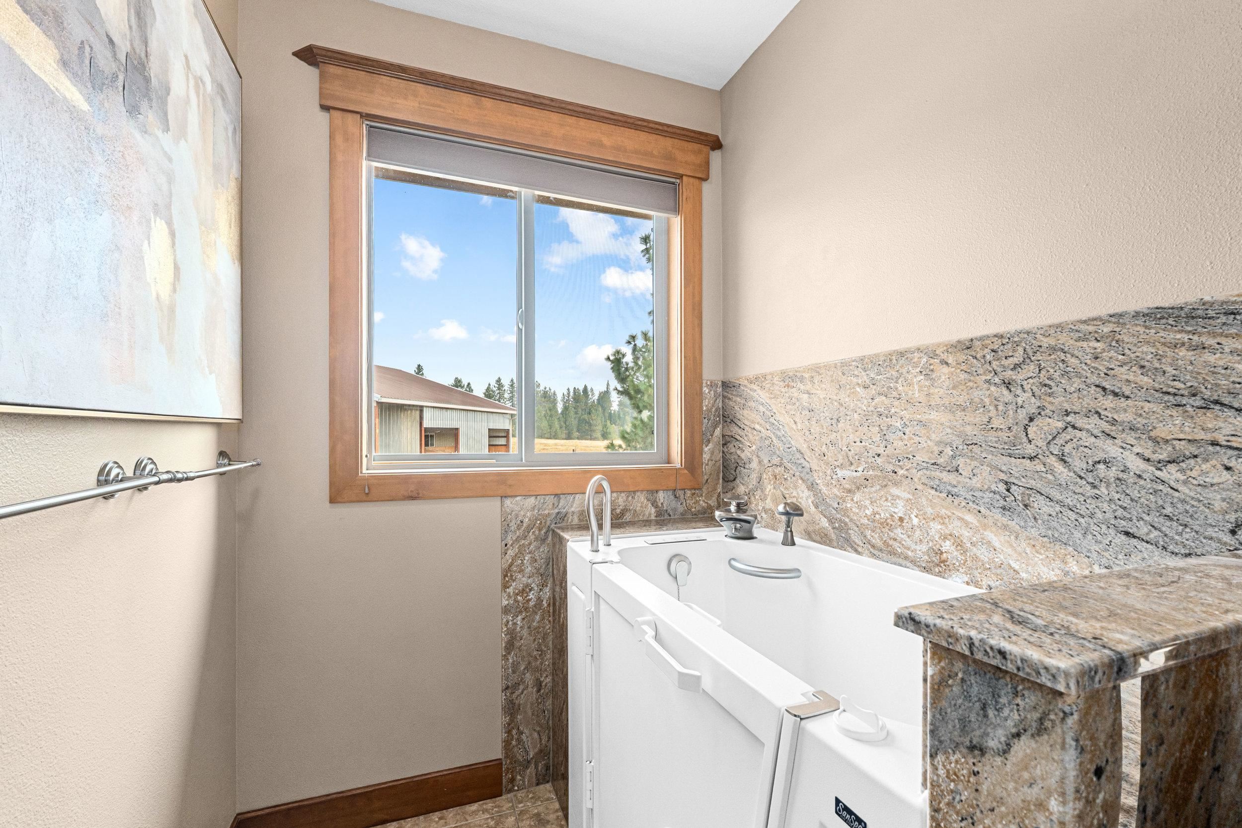 29020 North Hardesty Road Chattaroy, WA 99003 - Photo 18 of 50 Gallery Image 18
