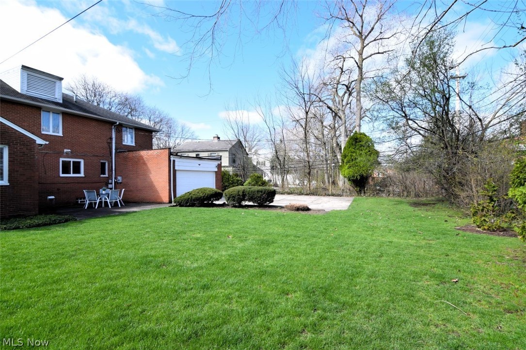 20815 Colby Road Shaker Heights, OH 44122 - Photo 24 of 25
