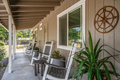 $565,000 | 1681 Oak Grove Drive, Redwood Valley, CA 95470