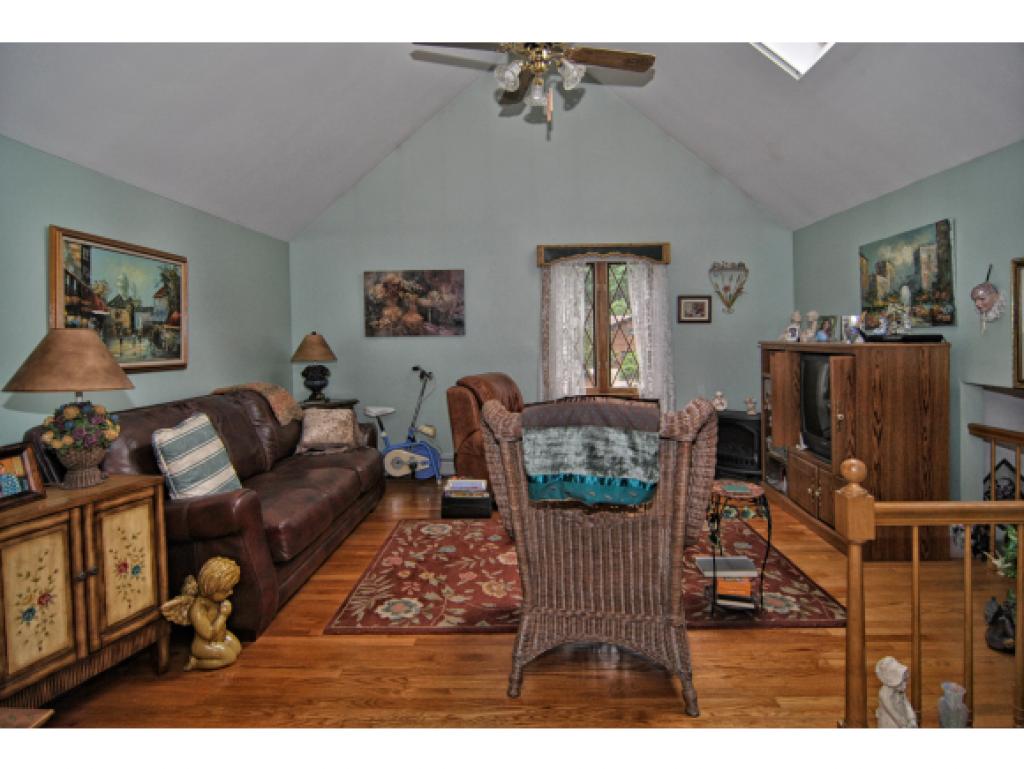 11 Elder Williams Road Bedford, NH 03110 - Photo 12 of 27 Gallery Image 12