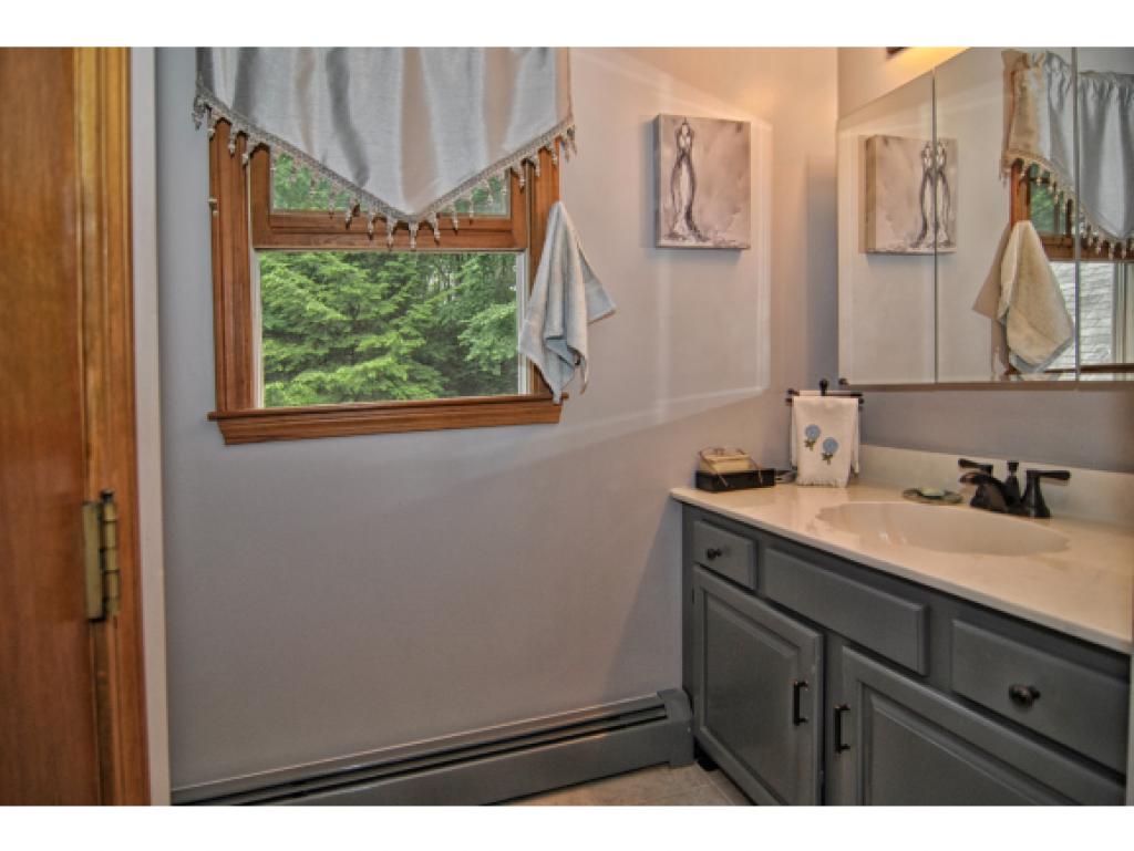 11 Elder Williams Road Bedford, NH 03110 - Photo 15 of 27 Gallery Image 15