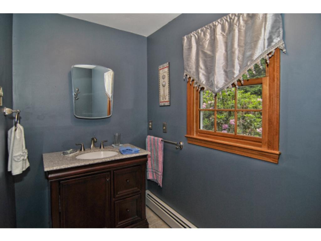 11 Elder Williams Road Bedford, NH 03110 - Photo 16 of 27 Gallery Image 16