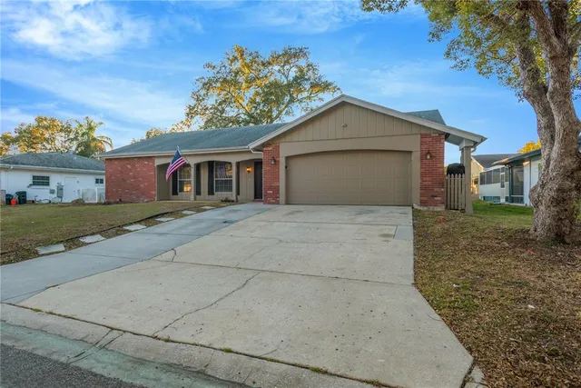 $305,000 | 13005 Willoughby Lane, Hudson, FL 34667