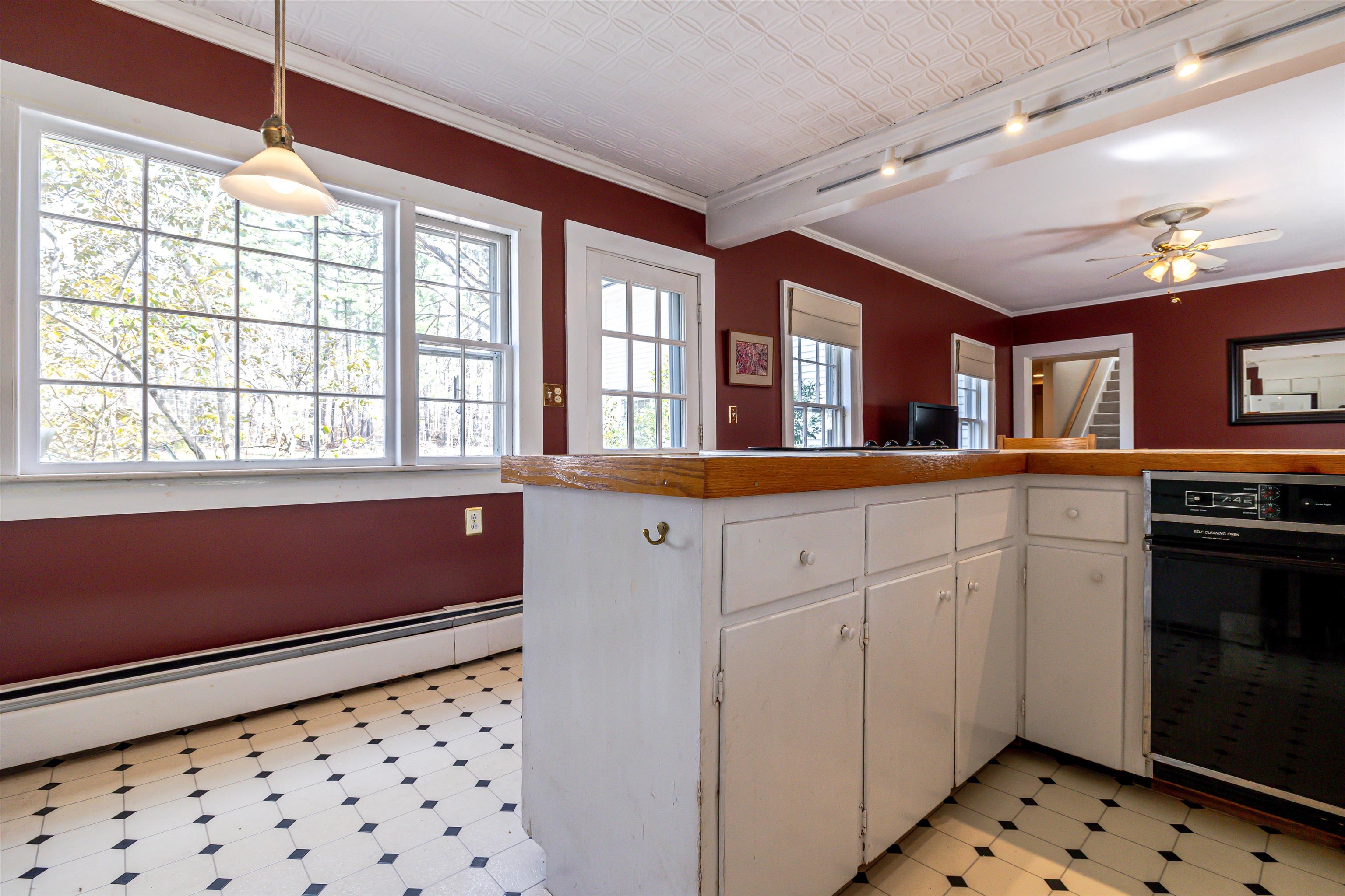 114 Hopkinton Road Concord, NH 03301 - Photo 29 of 58