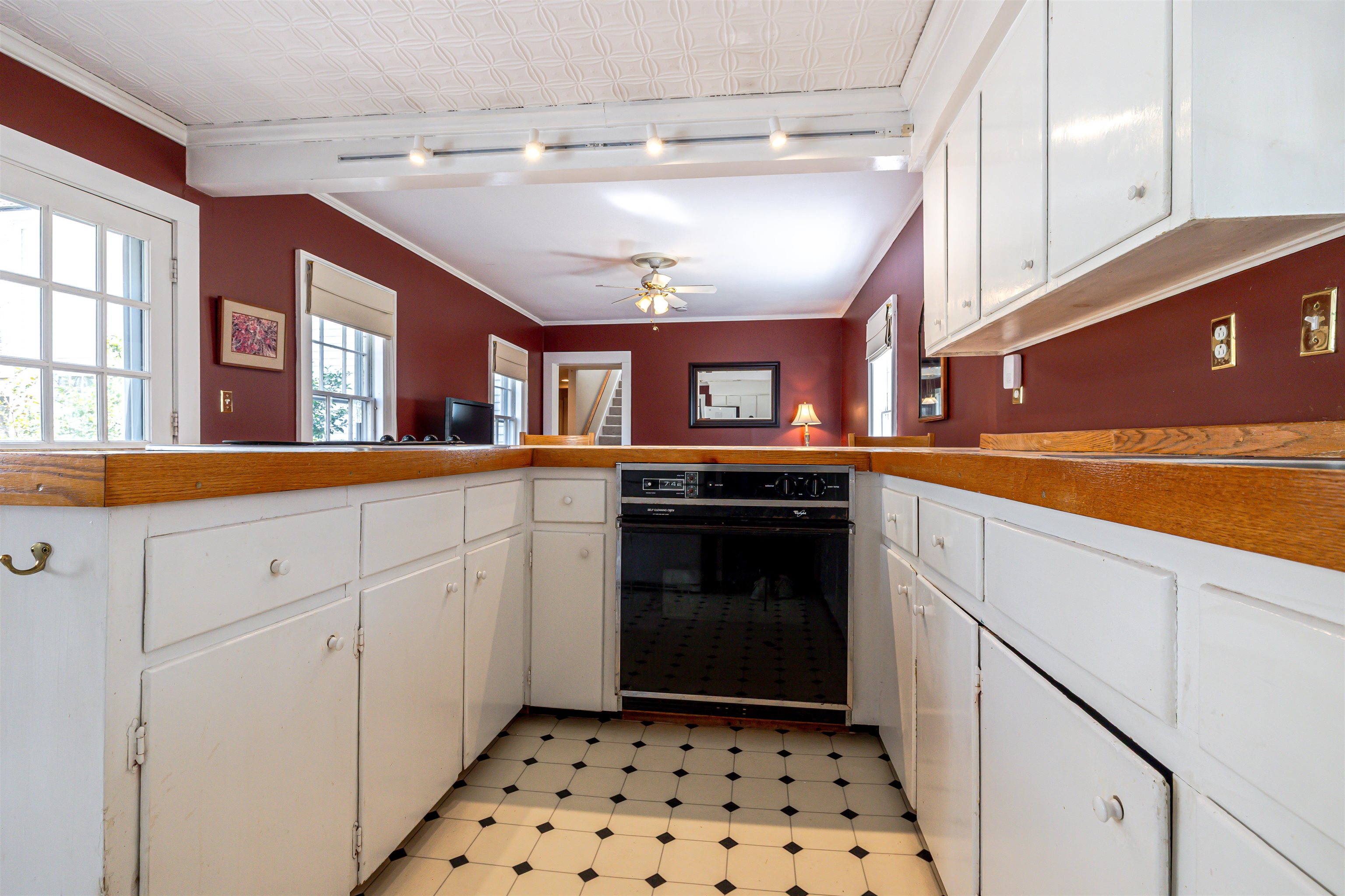 114 Hopkinton Road Concord, NH 03301 - Photo 30 of 58