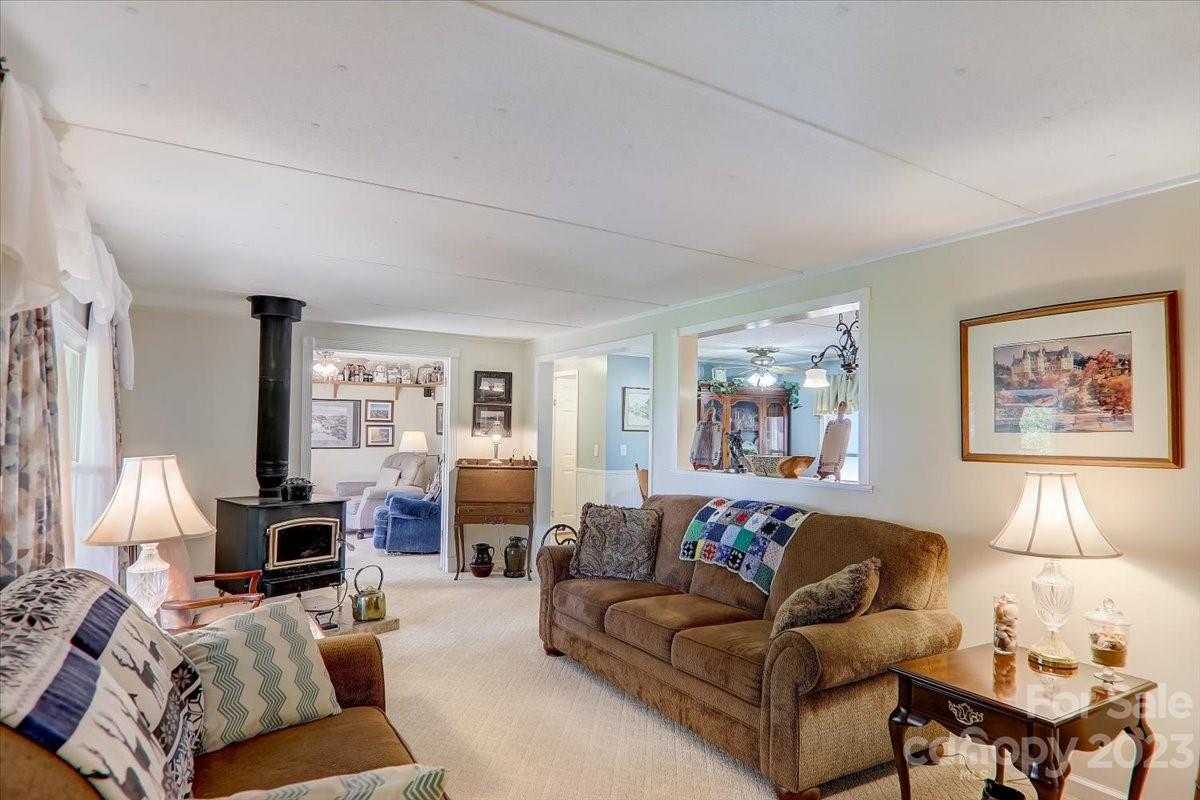 626 Flynn Branch Road Marshall, NC 28753 - Photo 11 of 41 Gallery Image 11