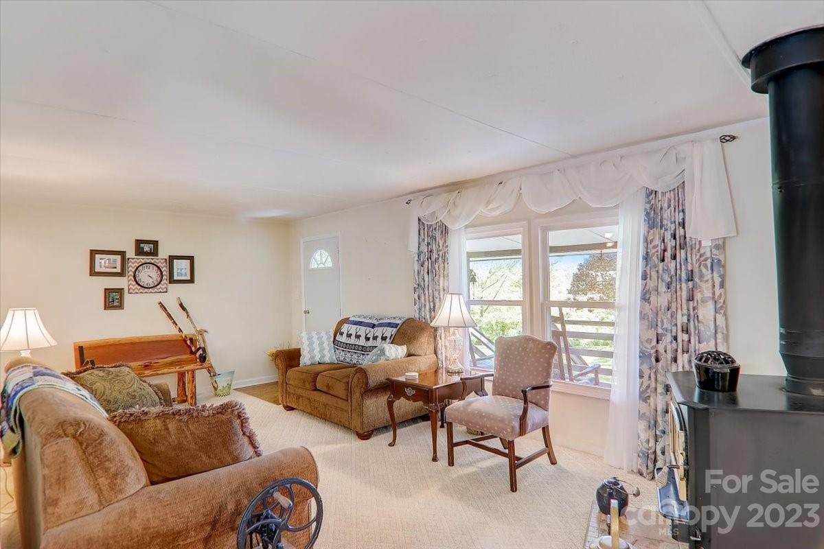 626 Flynn Branch Road Marshall, NC 28753 - Photo 13 of 41 Gallery Image 13