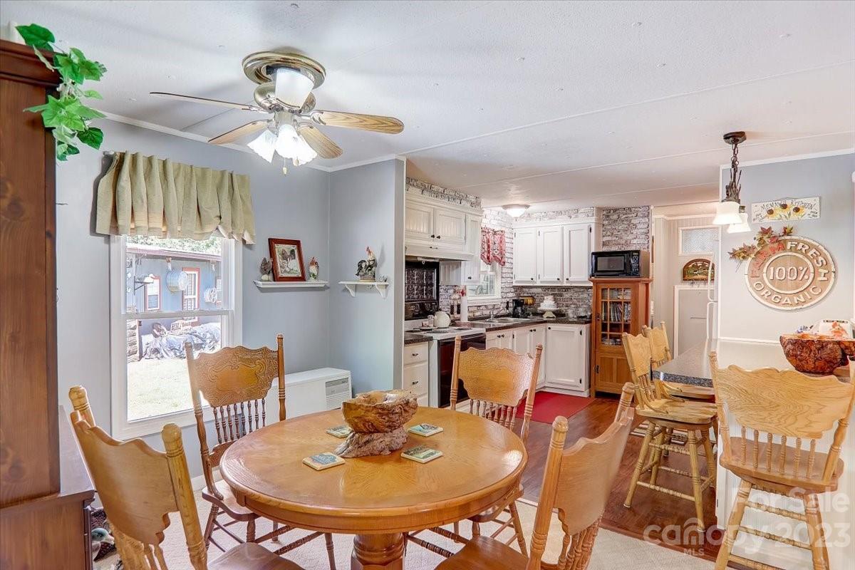 626 Flynn Branch Road Marshall, NC 28753 - Photo 17 of 41 Gallery Image 17