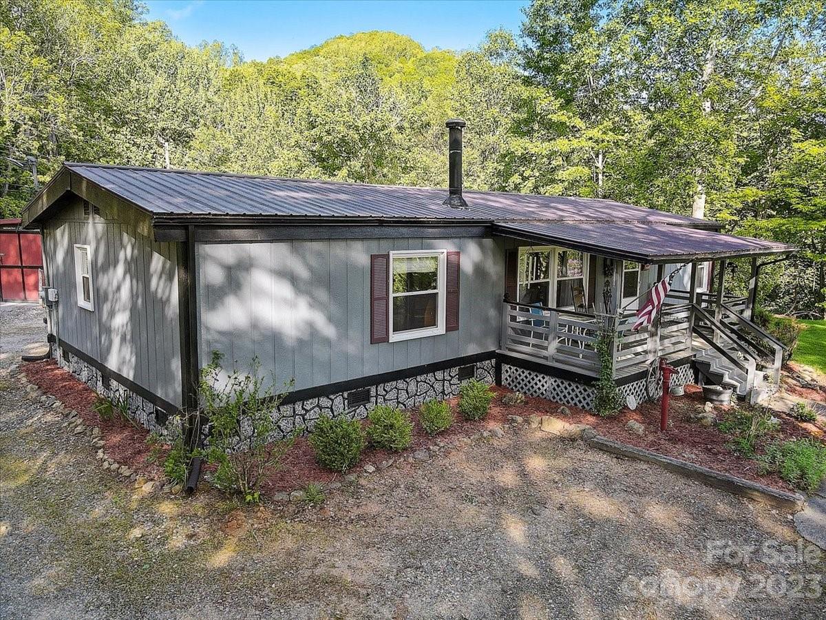 626 Flynn Branch Road Marshall, NC 28753 - Photo 40 of 41 Gallery Image 40