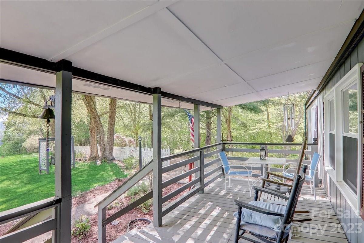 626 Flynn Branch Road Marshall, NC 28753 - Photo 8 of 41 Gallery Image 8
