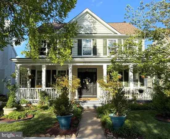 $956,000 | 25496 Heathfield Circle, Chantilly, VA 20152