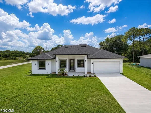 $399,900 | 6038 Kumquat Circle, LaBelle, FL 33935