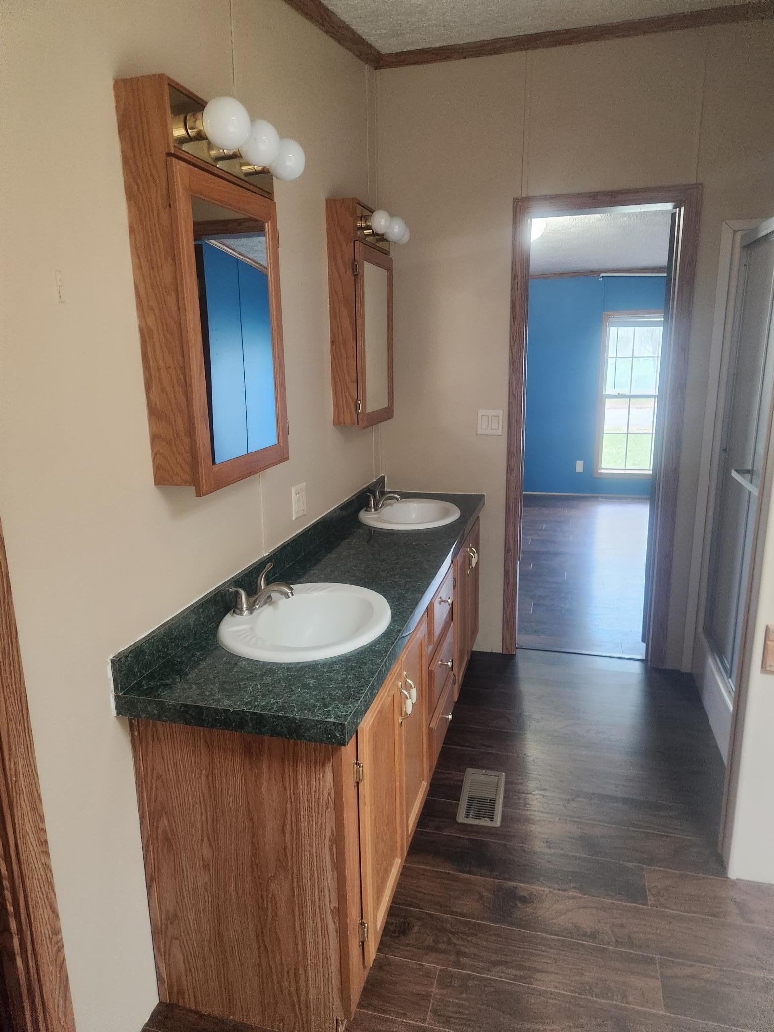 288 West 18th Street Cochrane, WI 54622 - Photo 12 of 24