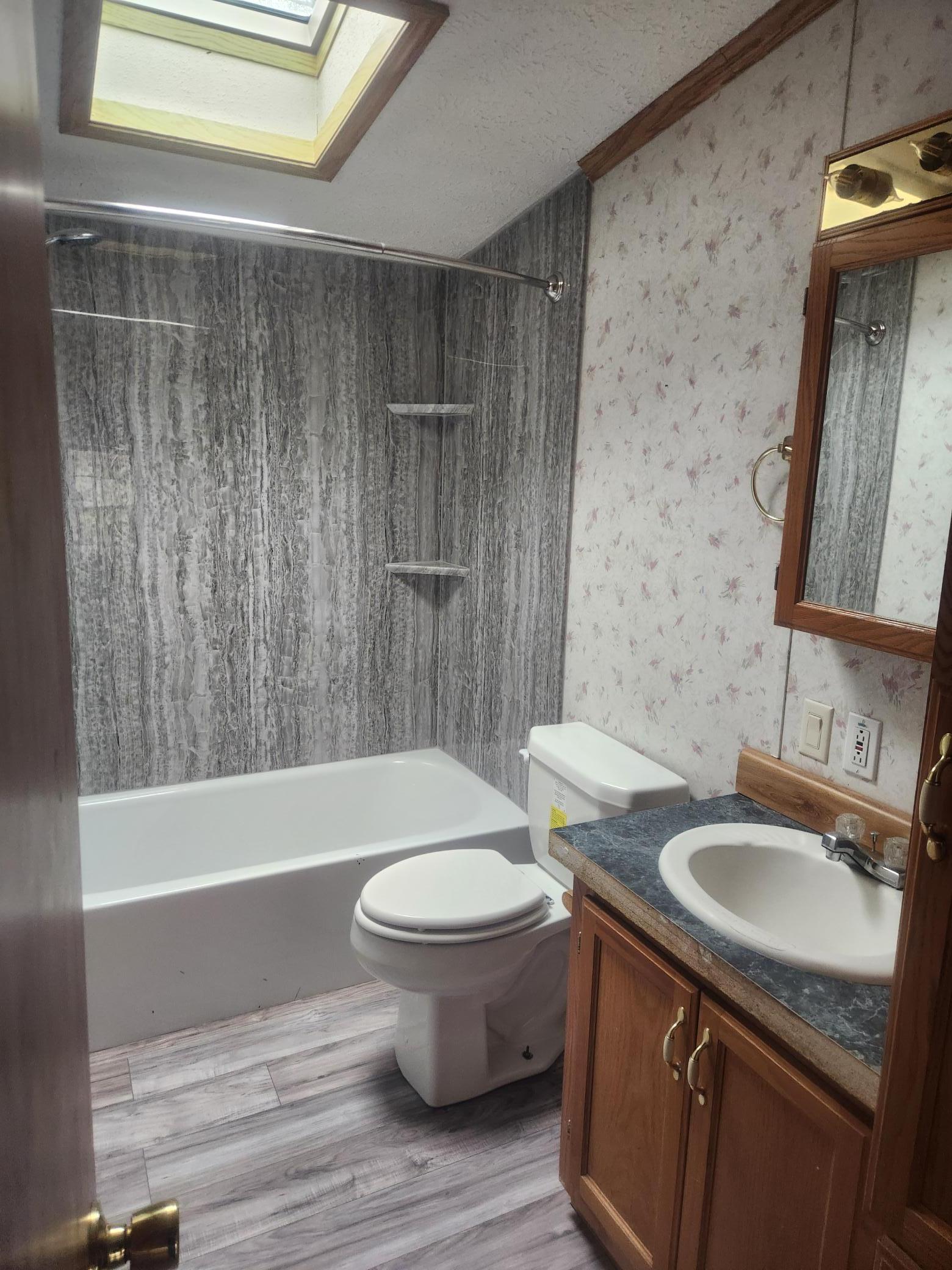 288 West 18th Street Cochrane, WI 54622 - Photo 14 of 24