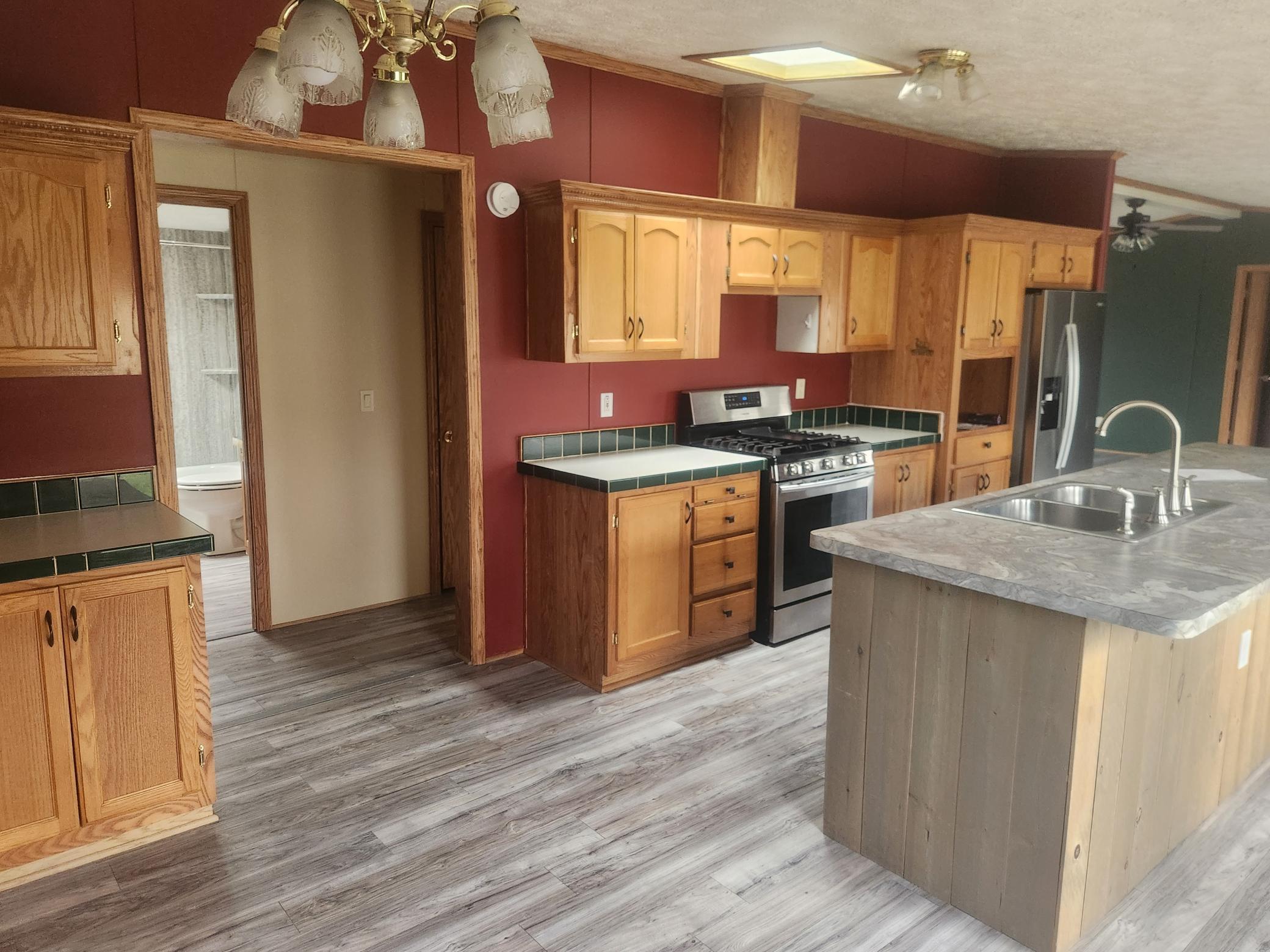 288 West 18th Street Cochrane, WI 54622 - Photo 4 of 24