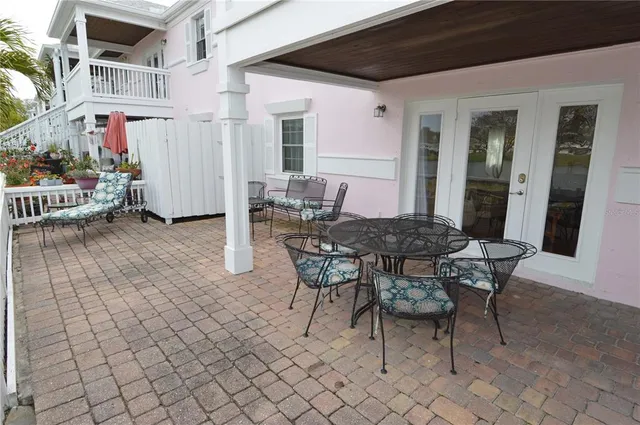 $2,500 | 213 Sea Horse Drive Southeast, Unit B(FURNISHED), St. Petersburg, FL 33705