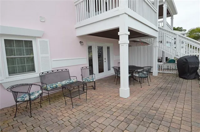 $2,500 | 213 Sea Horse Drive Southeast, Unit B(FURNISHED), St. Petersburg, FL 33705