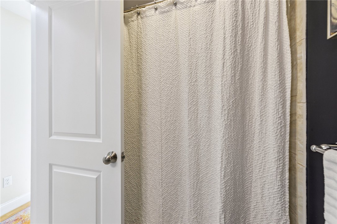 55 Dixie Avenue Warwick, RI 02889 - Photo 15 of 25