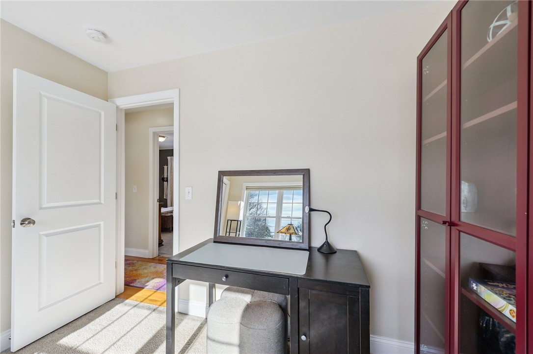 55 Dixie Avenue Warwick, RI 02889 - Photo 17 of 25