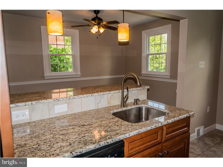 4004 Marshall Road Drexel Hill, PA 19026 - Photo 6 of 25 Kitchen