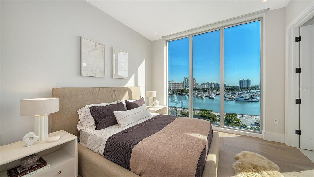 253 Golden Gate Point, Unit 701 Sarasota, FL 34236 - Photo 16 of 39