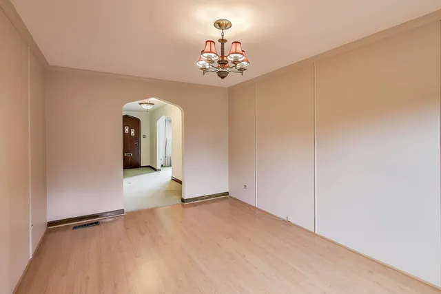 $550,000 | 1115 North Ridgeland Avenue, Oak Park, IL 60302