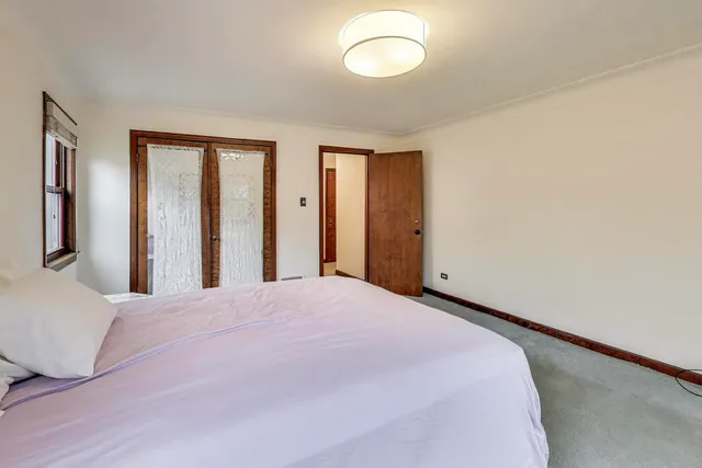 $550,000 | 1115 North Ridgeland Avenue, Oak Park, IL 60302