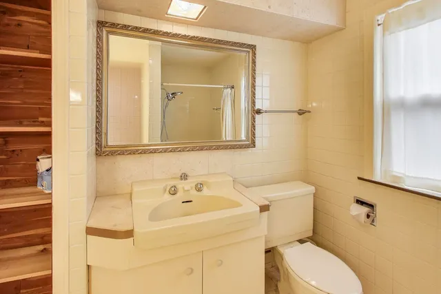 $550,000 | 1115 North Ridgeland Avenue, Oak Park, IL 60302