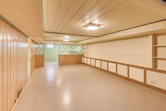 $550,000 | 1115 North Ridgeland Avenue, Oak Park, IL 60302