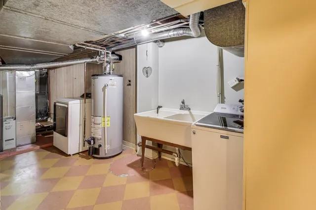 $550,000 | 1115 North Ridgeland Avenue, Oak Park, IL 60302