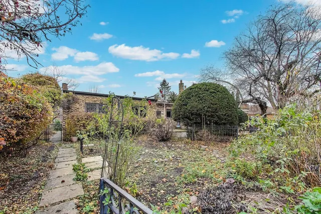 $550,000 | 1115 North Ridgeland Avenue, Oak Park, IL 60302