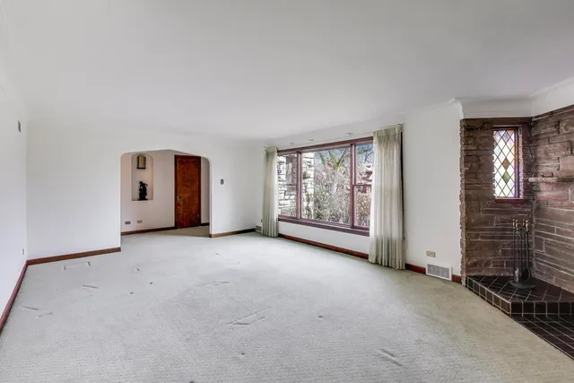 $550,000 | 1115 North Ridgeland Avenue, Oak Park, IL 60302