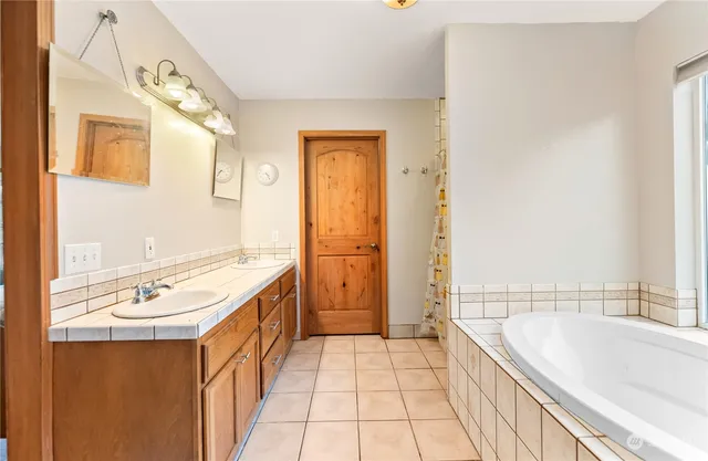 $520,000 | 18 Chukar Lane, Riverside, WA 98849