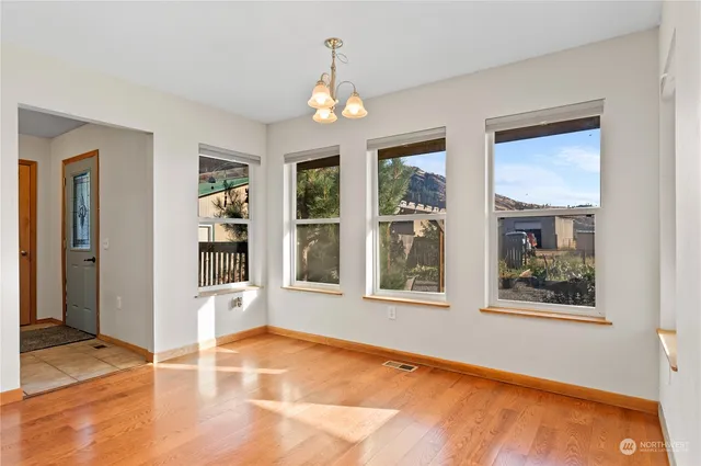 $520,000 | 18 Chukar Lane, Riverside, WA 98849