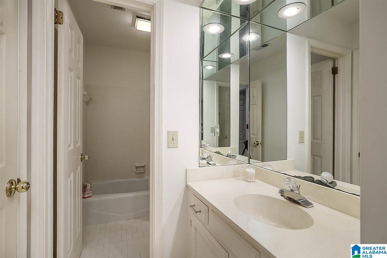 2024 Shagbark Road Birmingham, AL 35244 - Photo 30 of 42