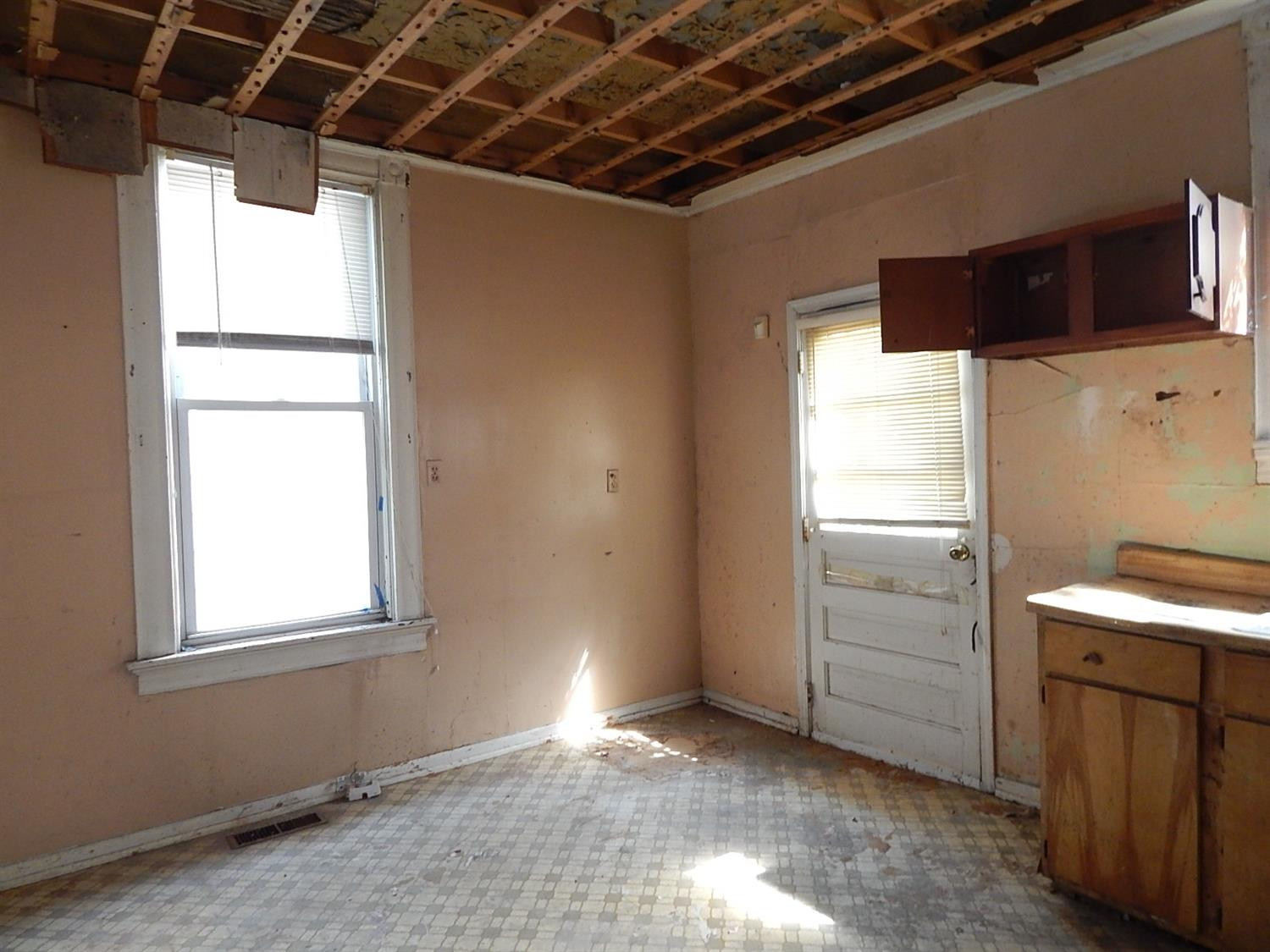 205 East 10th Street Covington, KY 41011 - Photo 8 of 24
