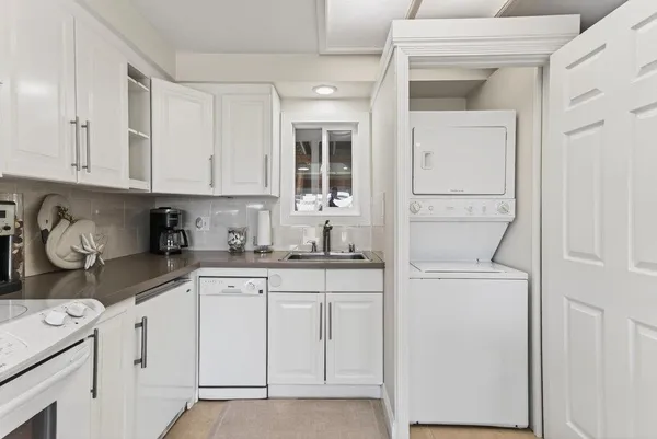 $3,600,000 | 619 Beach Drive, Aptos, CA 95003