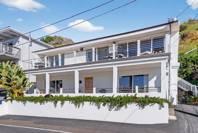 $3,600,000 | 619 Beach Drive, Aptos, CA 95003