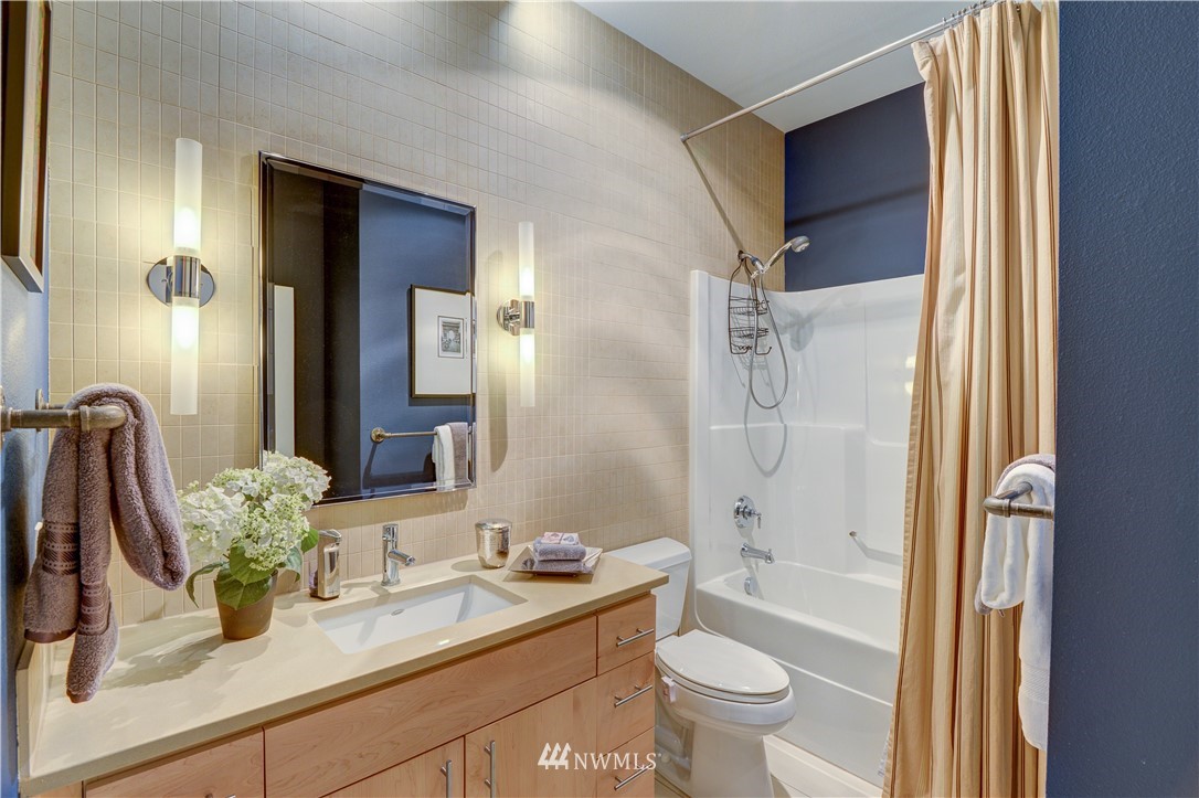 2015 Terry Avenue, Unit 417 Seattle, WA 98121 - Photo 14 of 18