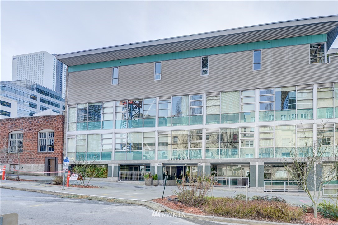2015 Terry Avenue, Unit 417 Seattle, WA 98121 - Photo 16 of 18